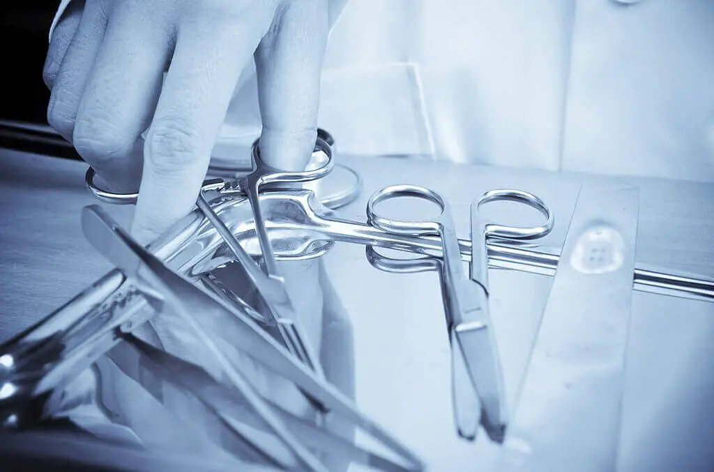 Different Types of Dissecting Scissors and Their Uses in Surgeries